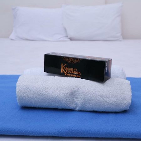 Kamar Keluarga Tanah Abang Otel Cakarta Dış mekan fotoğraf